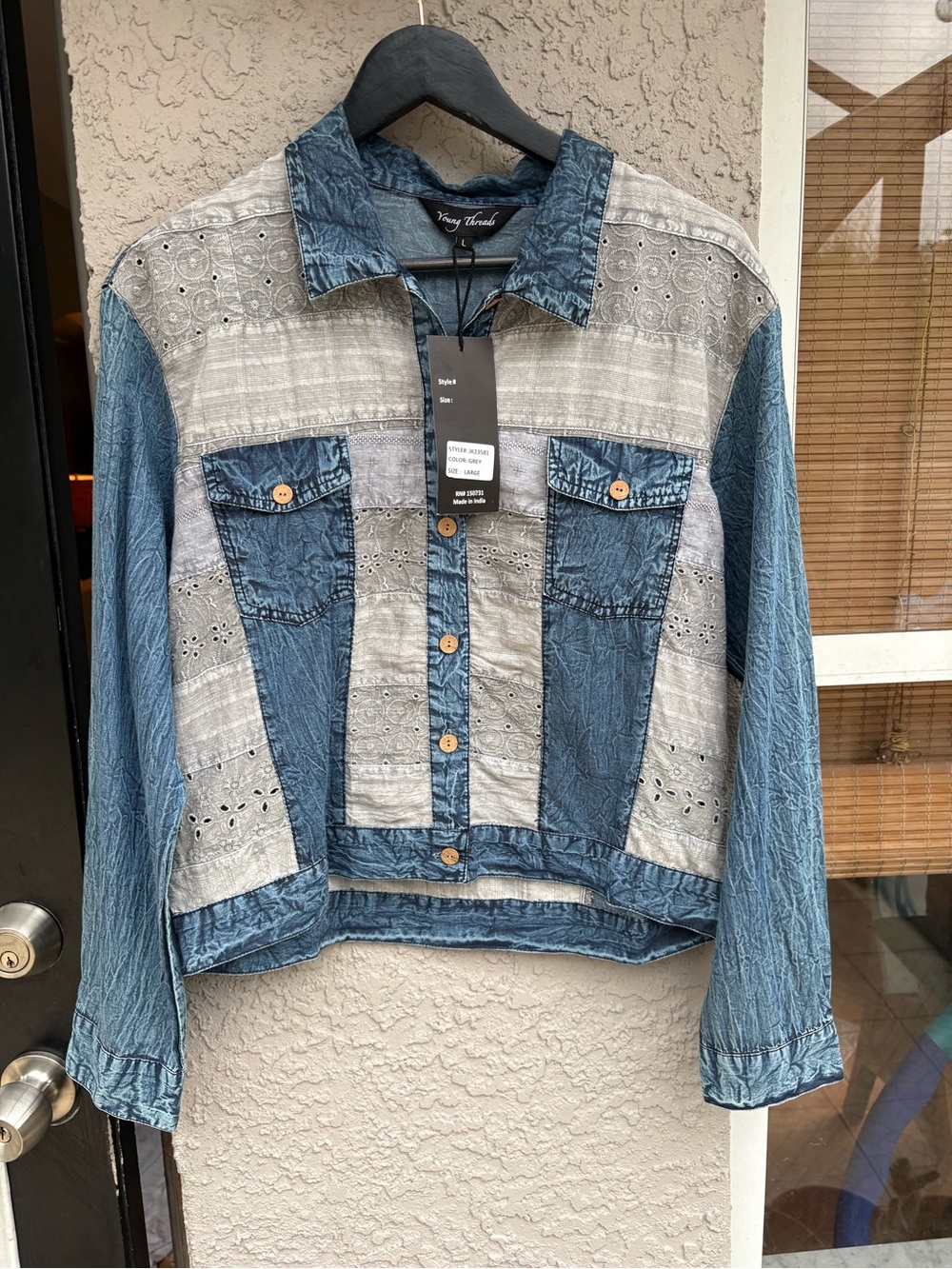 Young Threads Two-Tone Blue & Gray Patchwork Denim Jacket nwt Large
